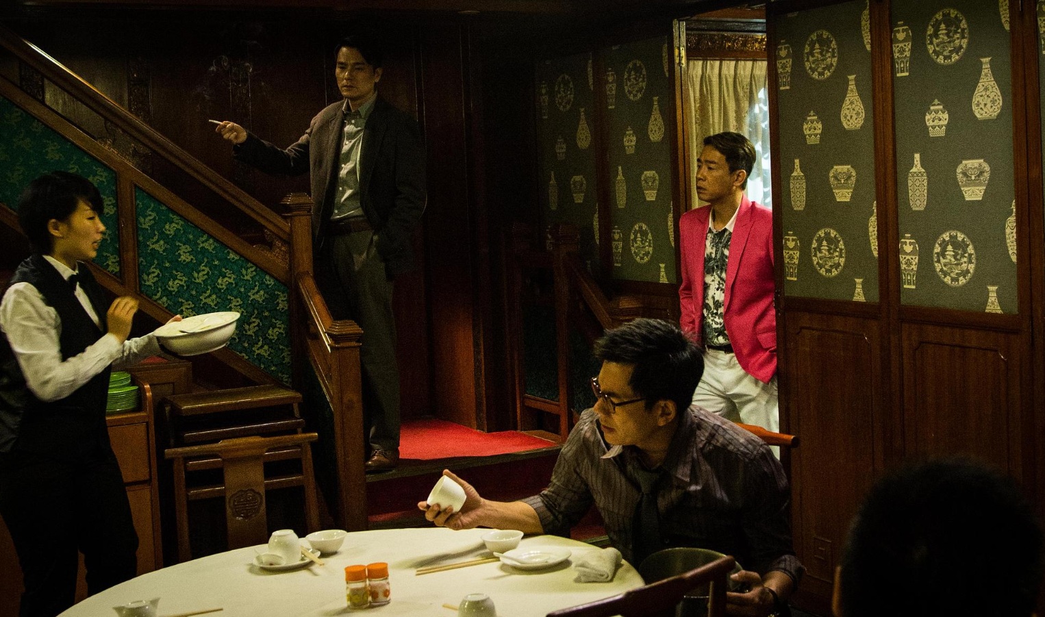 《樹大招風》影評-用三大賊王的傳奇譜寫政治寓言