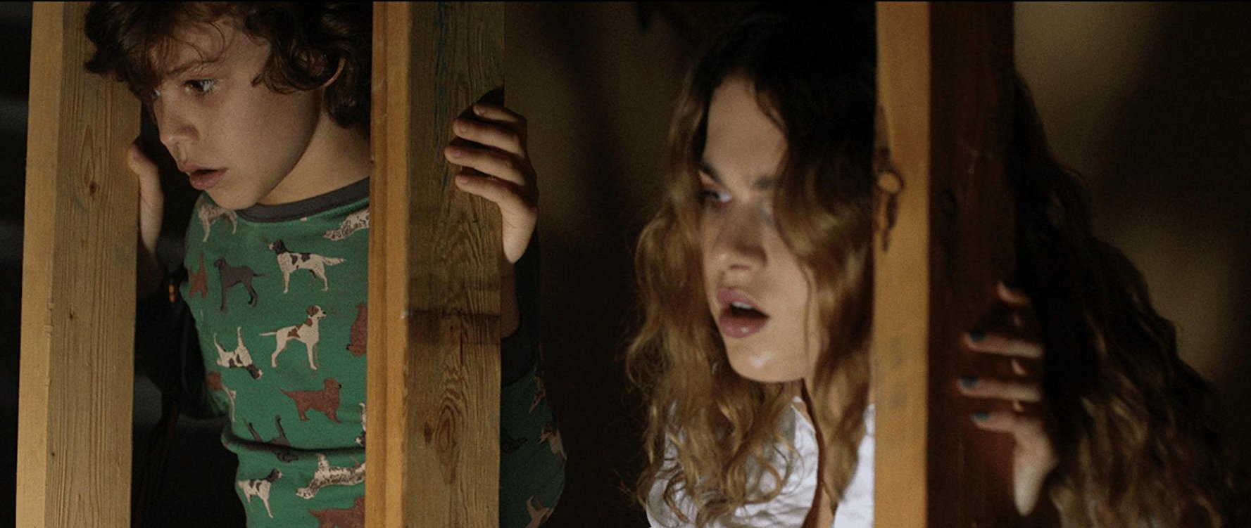 《爸媽也瘋狂》影評-探討中年危機的B級片，尼可拉斯凱吉主演