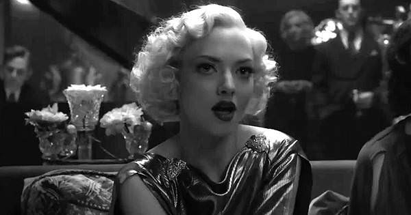 亞曼達塞佛瑞（Amanda Seyfried）——《曼克》劇照