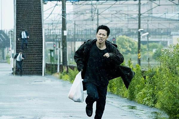 那些得不到保護的人In The Wake：佐藤健