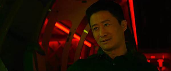 巨齒鯊2：海溝深淵Meg 2 The Trench電影 (1).jpg